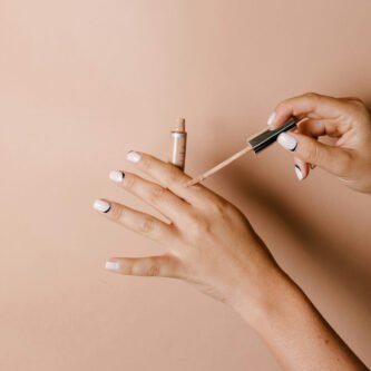 Read more about the article Treat your makeup like jewelry for the face