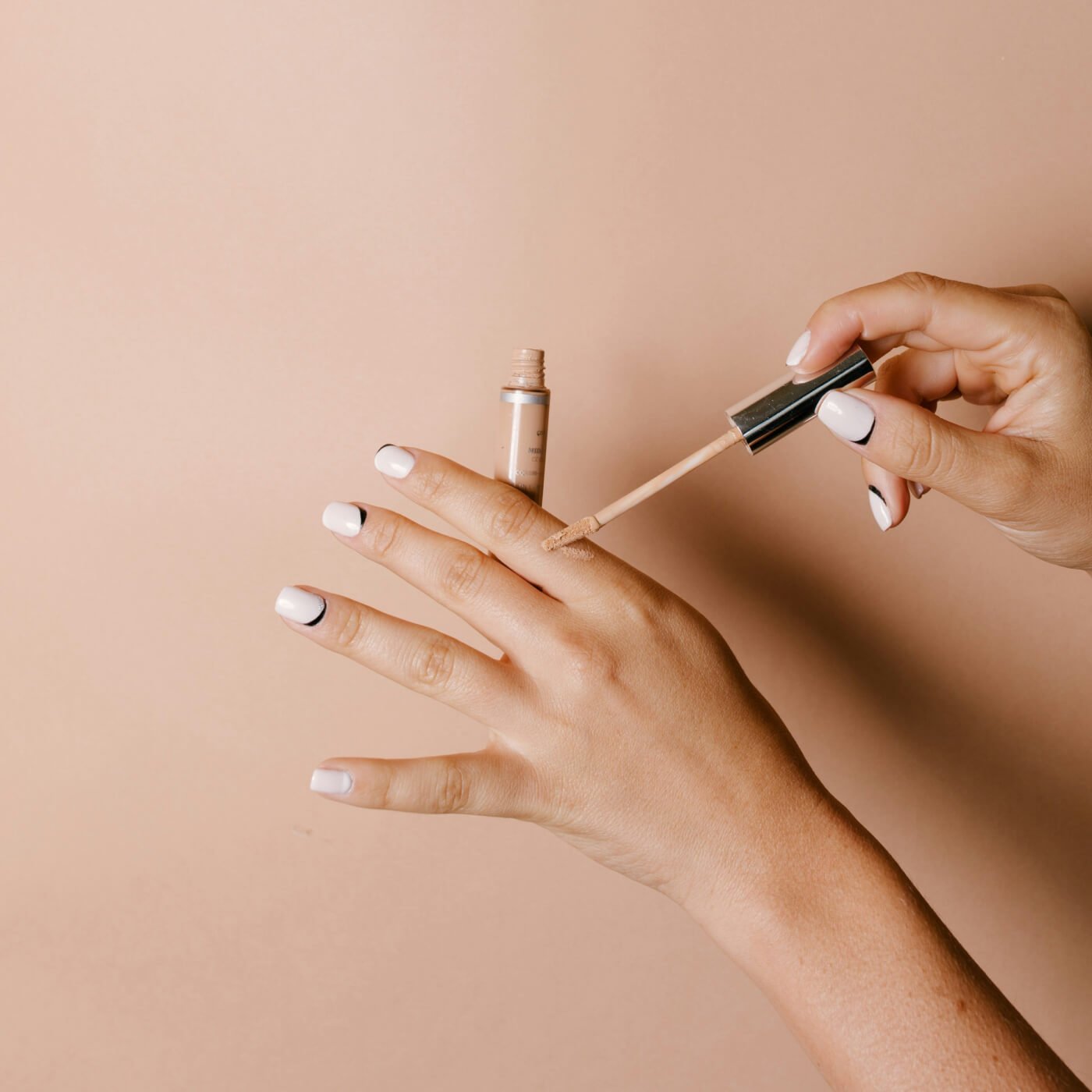 Read more about the article Treat your makeup like jewelry for the face